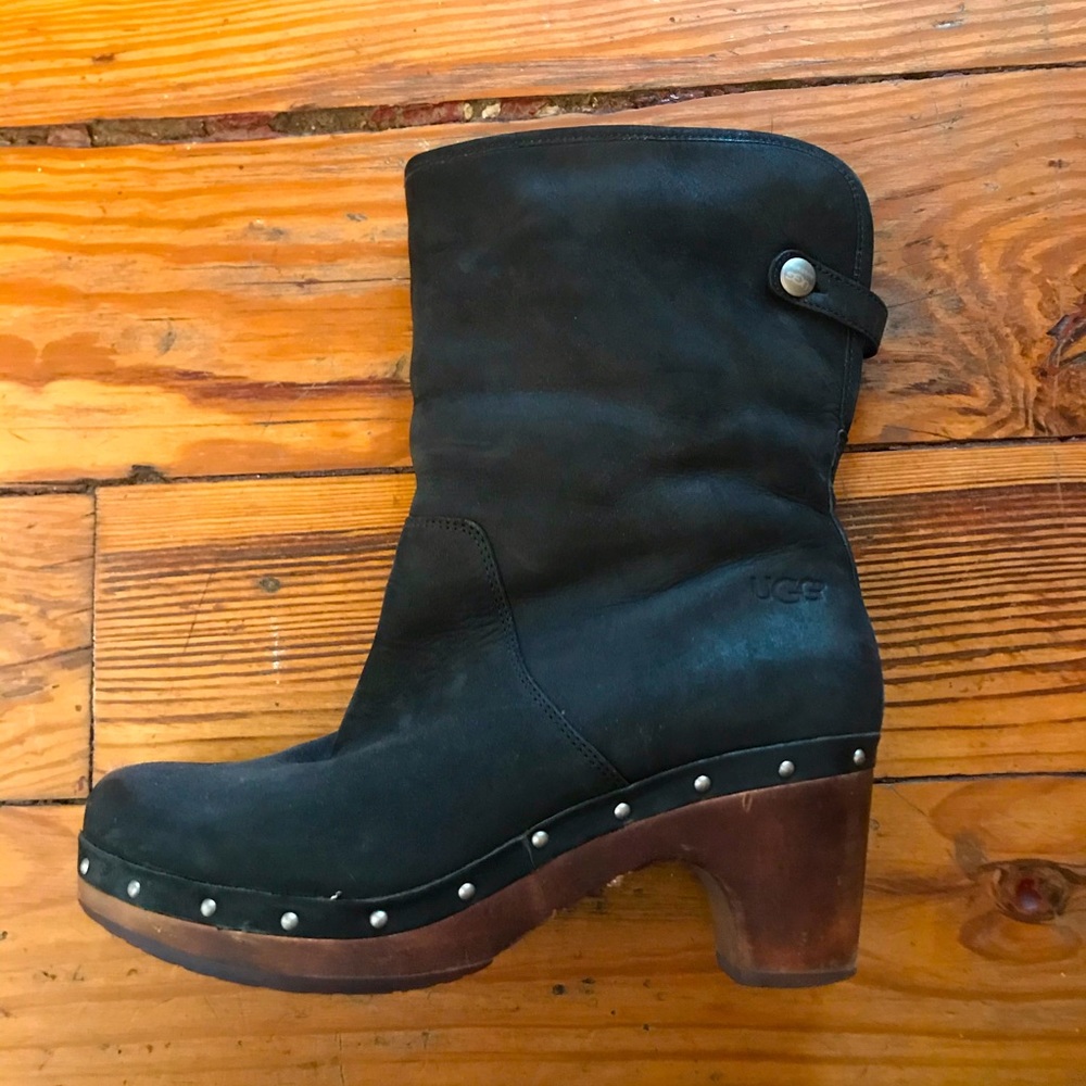 UGG Lynea clog boots size 8